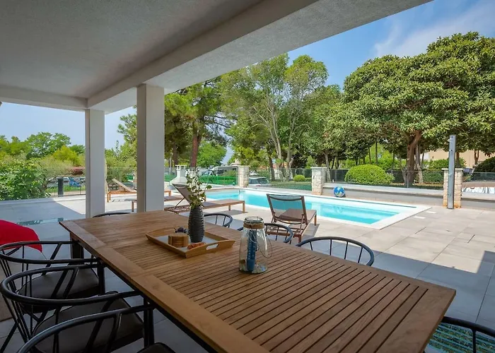 Villa Savudria Lighthouse *